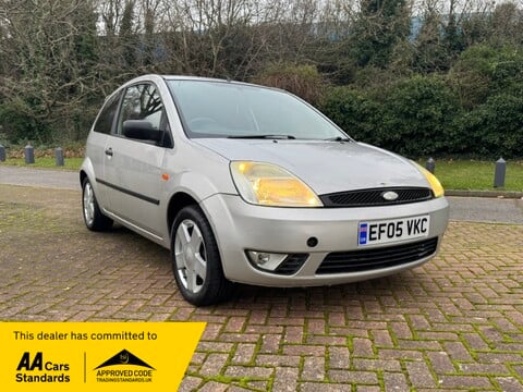 Ford Fiesta ZETEC 16V 1