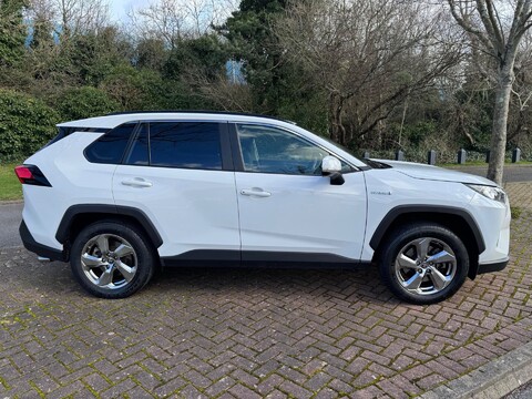 Toyota Rav 4 VVT-I DESIGN 2