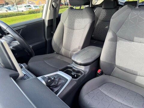 Toyota Rav 4 VVT-I DESIGN 14