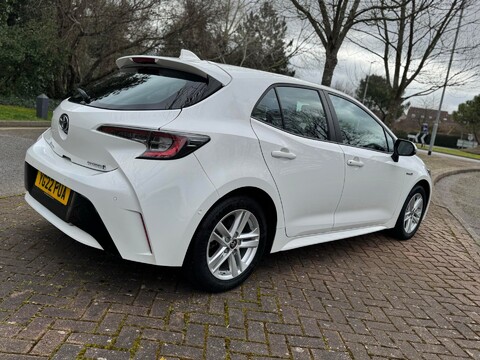 Toyota Corolla ICON TECH 3