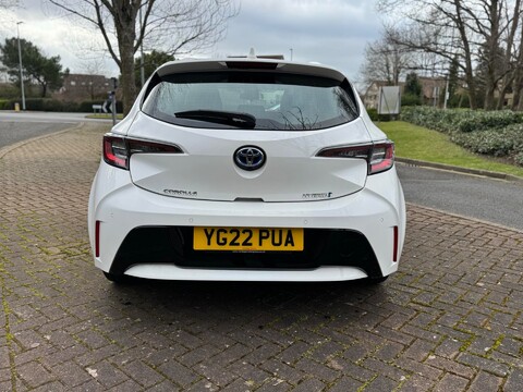 Toyota Corolla ICON TECH 4