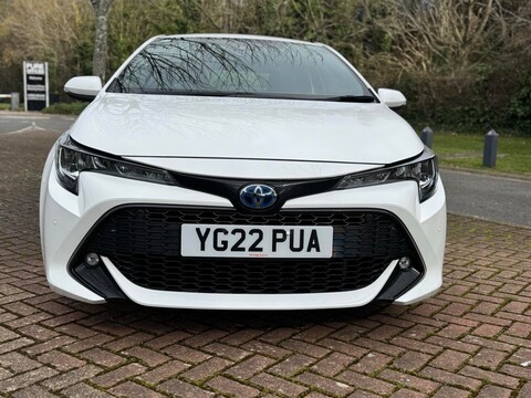 Toyota Corolla ICON TECH 9