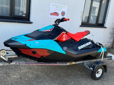 Sea-Doo Spark Trixx 3