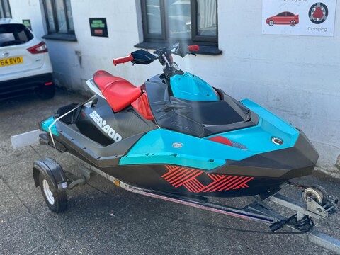 Sea-Doo Spark Trixx 6