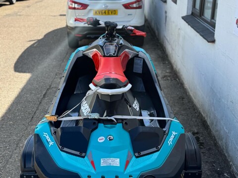 Sea-Doo Spark Trixx 9