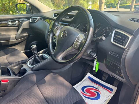 Nissan Qashqai ACENTA DIG-T SMART VISION 10