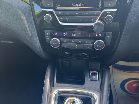 Nissan Qashqai ACENTA DIG-T SMART VISION 11