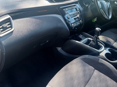 Nissan Qashqai ACENTA DIG-T SMART VISION 17