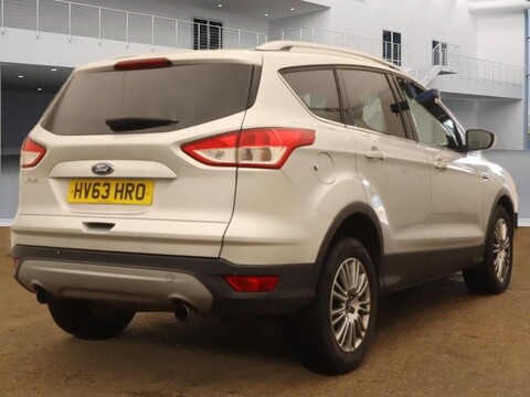 Ford Kuga TITANIUM TDCI 4