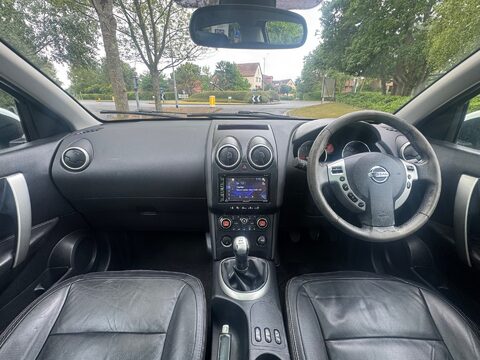 Nissan Qashqai TEKNA 13