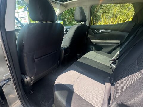 Nissan Qashqai N-CONNECTA DIG-T 12