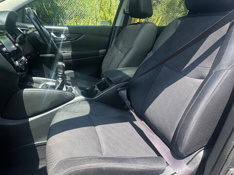Nissan Qashqai N-CONNECTA DIG-T 13