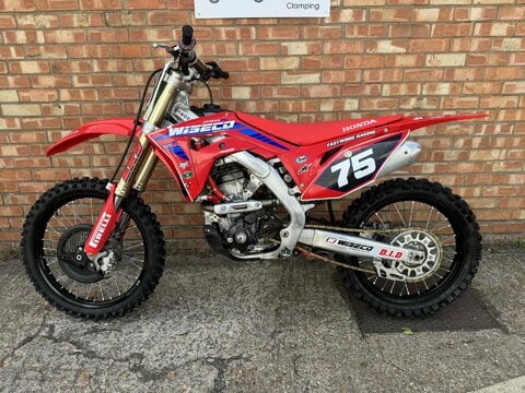 Honda CRF250 Motorcross 2