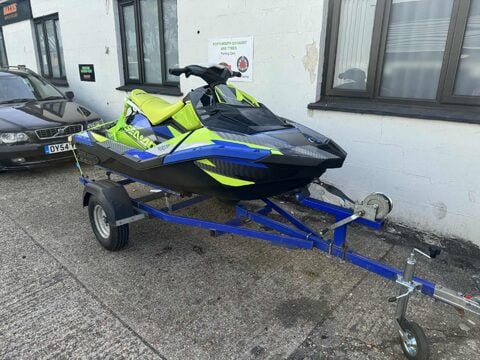 Sea-Doo Spark 2021 Seadoo spark jet ski 3