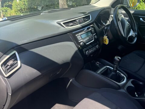 Nissan Qashqai ACENTA DIG-T SMART VISION 15
