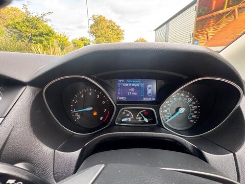 Ford Focus TITANIUM NAVIGATOR 17