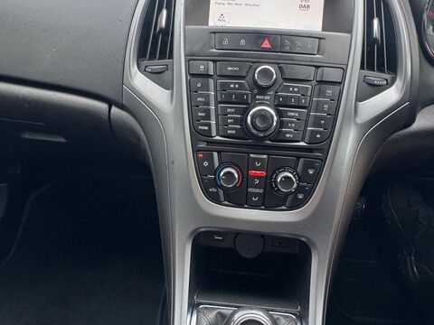 Vauxhall Astra TECH LINE CDTI ECOFLEX S/S 9