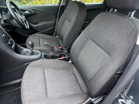 Vauxhall Astra TECH LINE CDTI ECOFLEX S/S 11