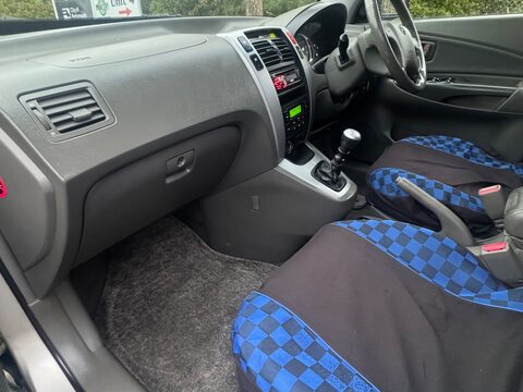 Hyundai TUCSON CDX CRTD 4WD 14