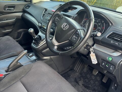 Honda CR-V I-DTEC SE 7