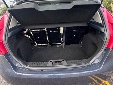 Ford Fiesta ZETEC 16