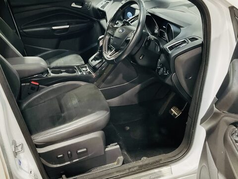 Ford Kuga ST-LINE X TDCI 7