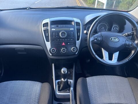 Kia Ceed 2 CDRI 16