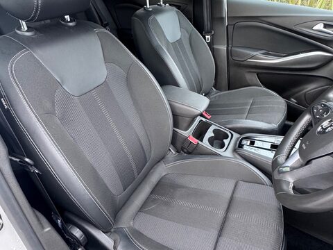 Vauxhall Grandland GS 7