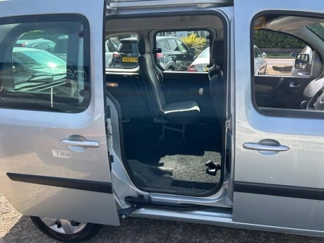 Renault Kangoo EXPRESSION 1.5 DCI WHEEL CHAIR ACCESS VEHICLE 21
