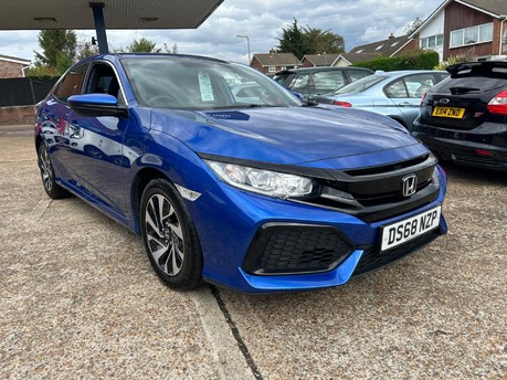 Honda Civic 1.0T VTEC SE 12