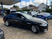 Jaguar XF 2.0 R-SPORT 12