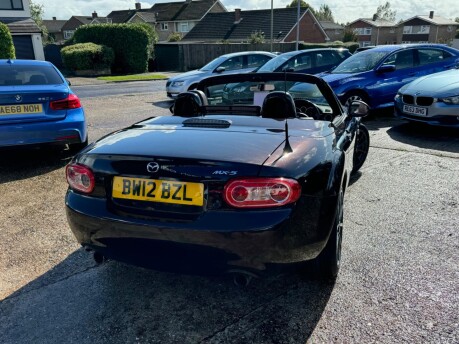 Mazda MX-5 2.0i Venture Roadster Euro 5 2dr 11