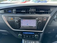 Toyota Auris 1.8 EXCEL VVT-I 33