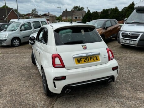 Abarth 595 1.4 T-Jet 165 Turismo 70th Anniversary Edition 5