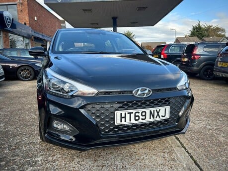 Hyundai i20 1.2 SE Launch Edition Euro 6 (s/s) 5dr 12