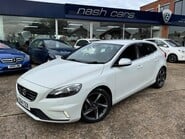 Volvo V40 1.6 D2 R-DESIGN LUX NAV 1