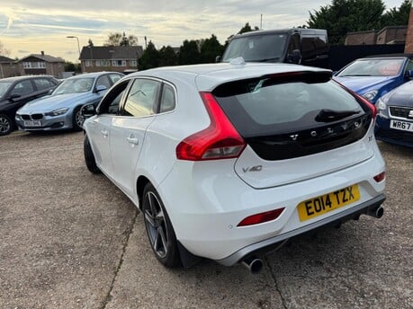 Volvo V40 1.6 D2 R-DESIGN LUX NAV 4