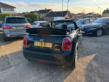 Mini Convertible 1.5 Petrol COOPER 9