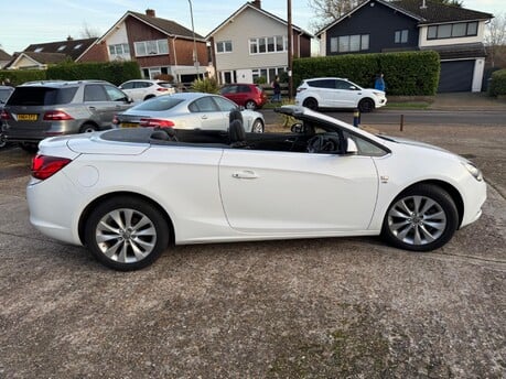 Vauxhall Cascada Vauxhall Cascada 1.4i Turbo Elite Euro 6 (s/s) 2dr 13