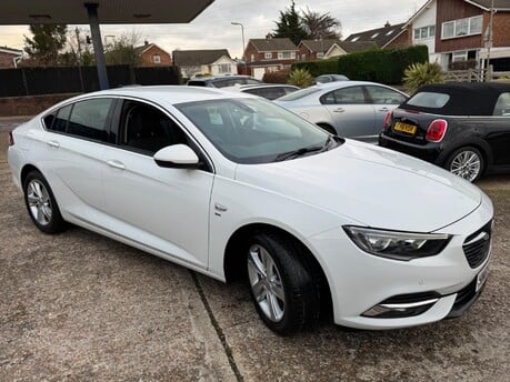 Vauxhall Insignia 1.5i Turbo GPF SRi Grand Sport Euro 6 (s/s) 5d 14