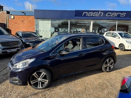 Peugeot 208 BLUE HDI GT LINE 2