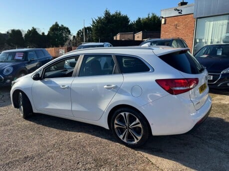 Kia Ceed 1.6 CRDi 3 Sportswagon Euro 6 (s/s) 5dr 4