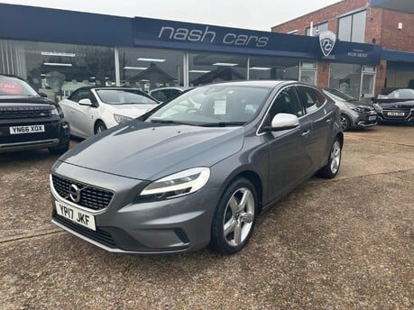 Volvo V40 2.0 T2 R-Design Nav Plus Euro 6 (s/s) 5dr