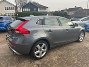 Volvo V40 2.0 T2 R-Design Nav Plus Euro 6 (s/s) 5dr 8