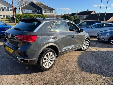 Volkswagen T-Roc 1.5 TSI EVO SE DSG Euro 6 (s/s) 5dr 10