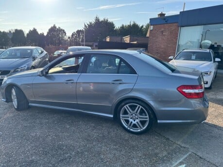 Mercedes-Benz E Class 3.0 E350 CDI V6 BlueEfficiency Sport G-Tronic Euro 5 4dr 4