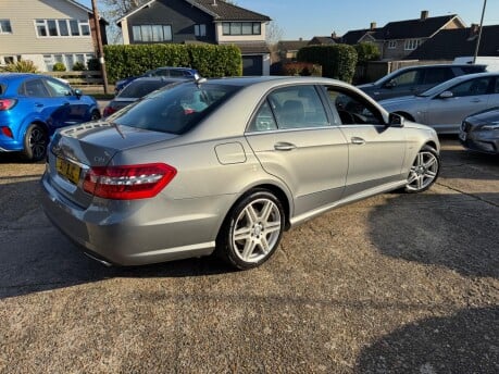 Mercedes-Benz E Class 3.0 E350 CDI V6 BlueEfficiency Sport G-Tronic Euro 5 4dr 10