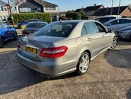 Mercedes-Benz E Class 3.0 E350 CDI V6 BlueEfficiency Sport G-Tronic Euro 5 4dr 9