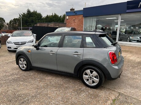 Mini Hatch 1.2 One Auto Euro 6 (s/s) 5dr 3