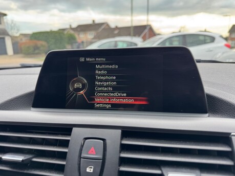 BMW 1 Series 118D Sport Auto Euro 6 (s/s) 5dr 29